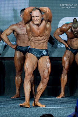 CLASSIC  PHYSIQUE новички
